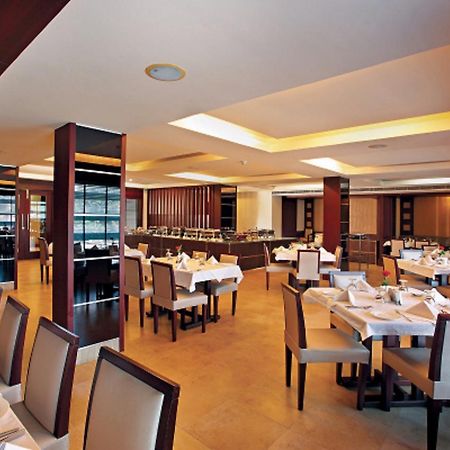 Broad Bean Cochin Hotel Kochi Екстериор снимка